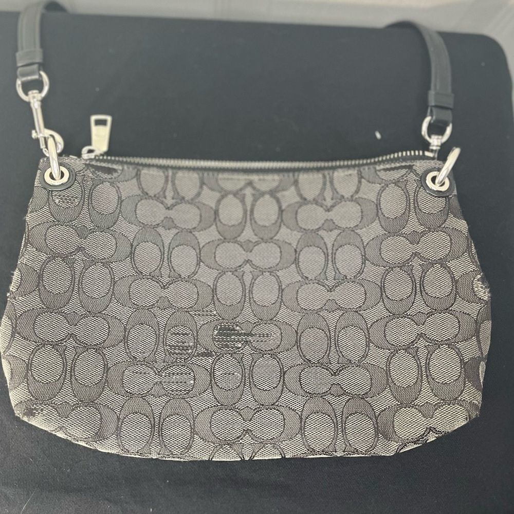 Coach Charley Signature Crossbody-F55663​​​ - Picture 5 of 16